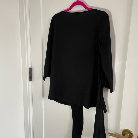 Gibson Asymmetrical Tie Waist Top M - Picture 4 of 5